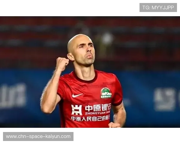 河南队外援阿德里安宣布赛季末离队，结束中超生涯